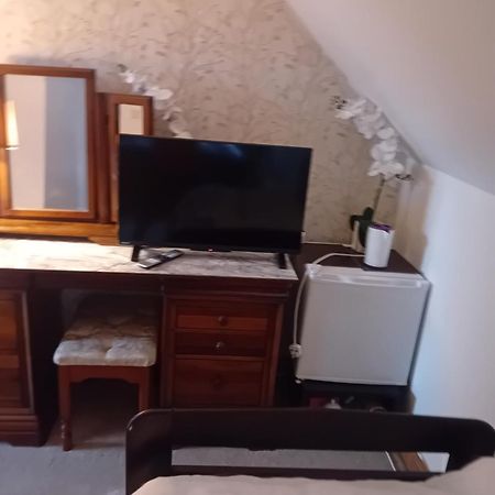 Annaswood B&B ケア エクステリア 写真