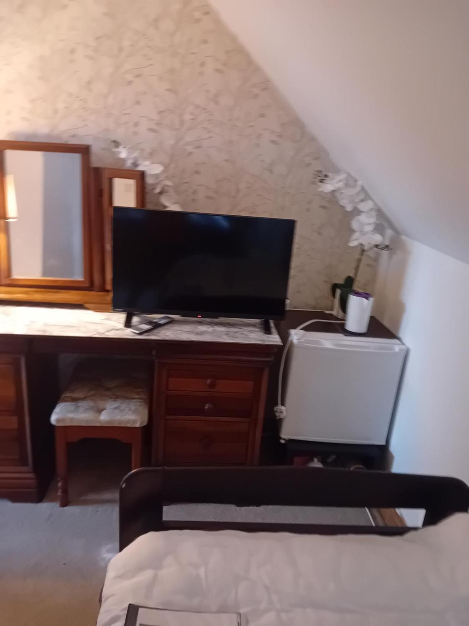 Annaswood B&B ケア エクステリア 写真